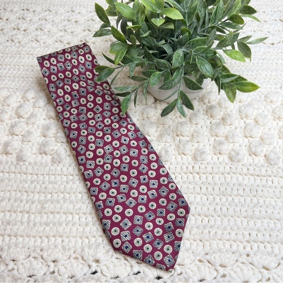 Robert TALBOTT Men’s Set of 2 Hand Sewn Finest Silk Ties Geo Print USA MADE - Picture 16 of 16